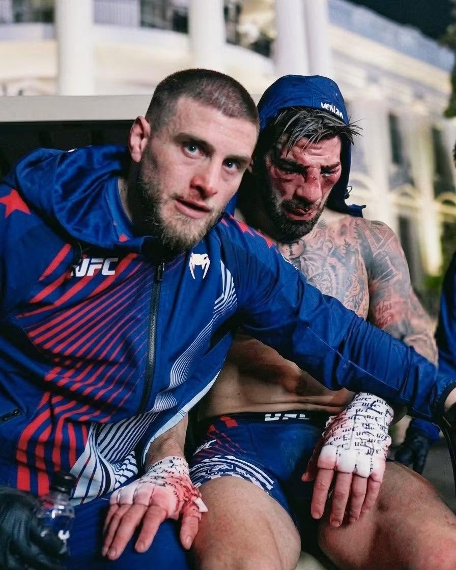 რას წერს ილია თოფურიას ძმა, ალექსანდრე თოფურია სოციალურ ქსელში